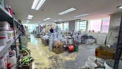Burlington Square (D7), Retail #557938121